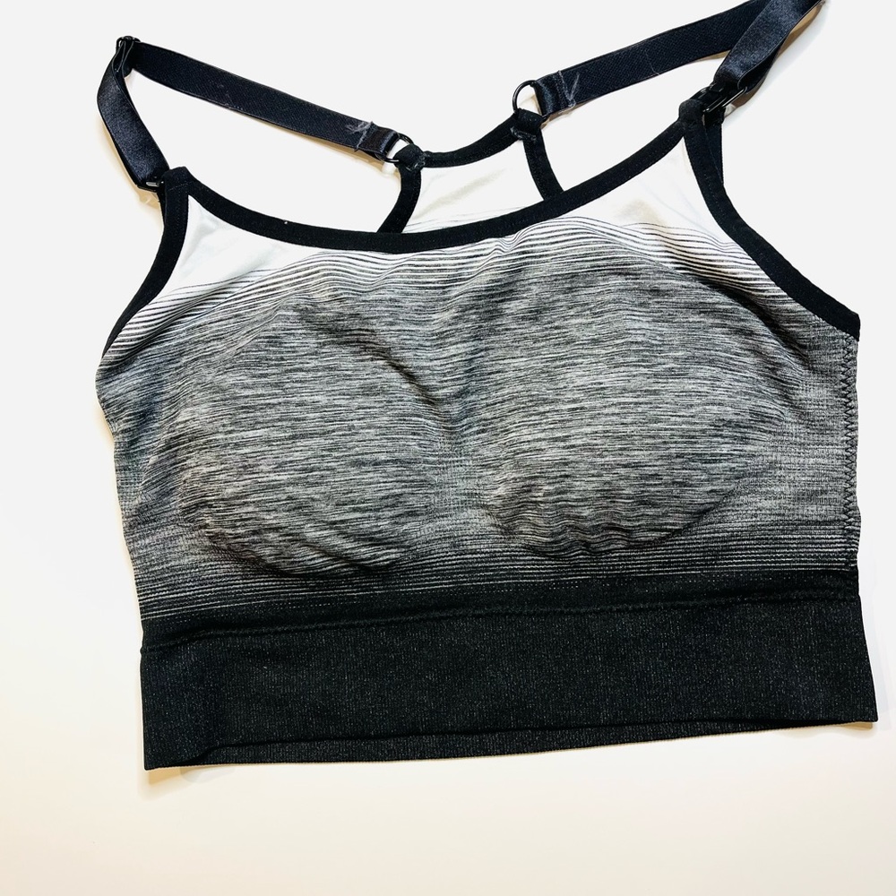 Maternity/ Nursing Sports Bra - L
